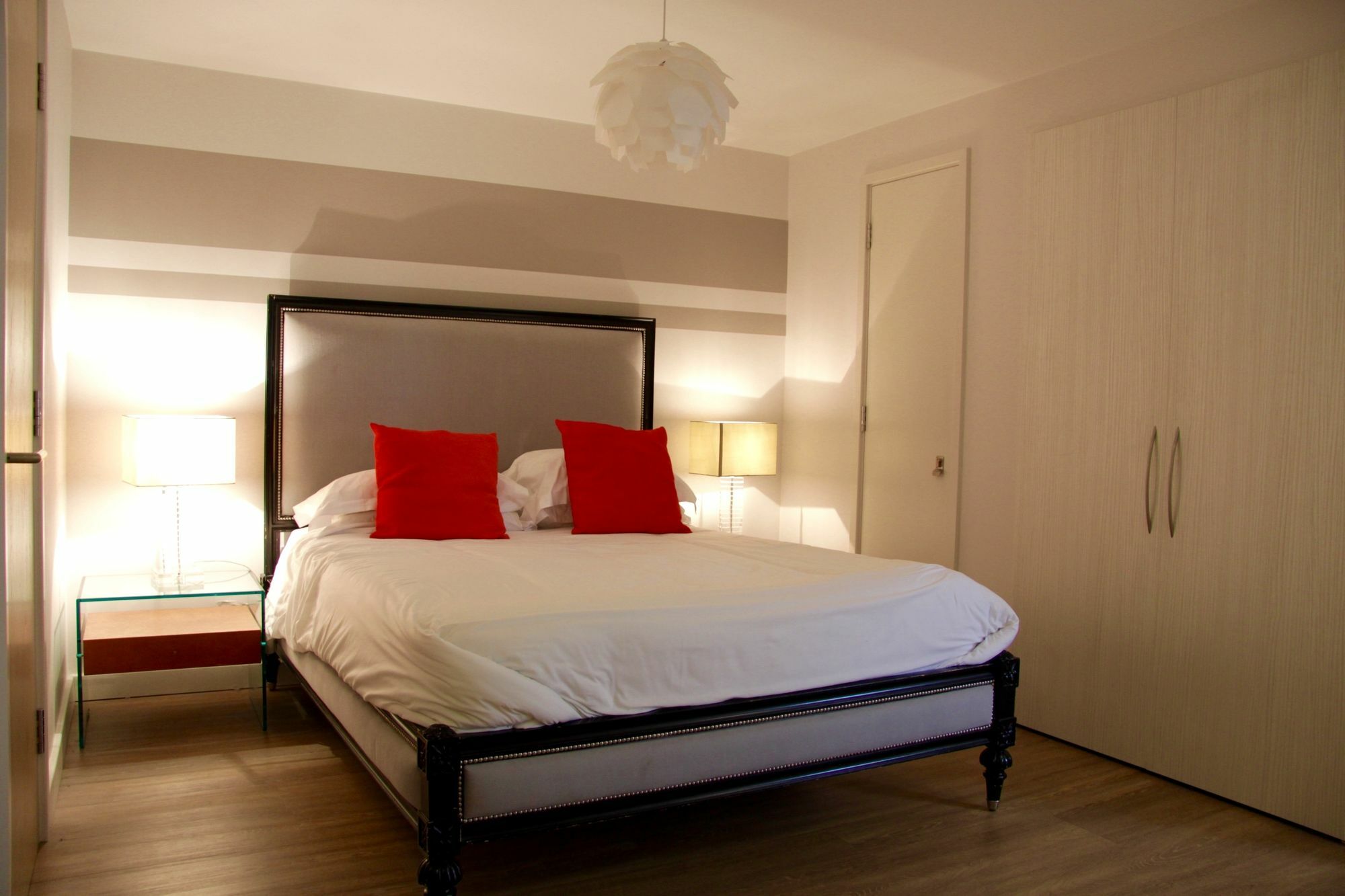 Lux Living Apartments - Florian House CBG Exterior foto